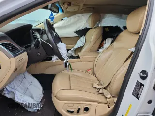 2017 Genesis G80 3.8L z VIN KMHGN4JE5HU167732, wystawiony jako Copart lot #61916625 z przebiegiem Nie podano mil oraz Szkoda całkowita • Salvage title. Historia ofert i sprzedaży dostępna na DreamBid. Obrazek 7.