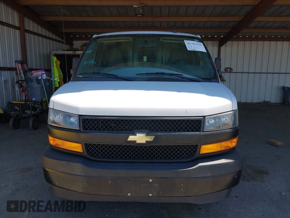2018 Chevrolet Express Cargo with VIN 1GCWGAFP0J1339529, listed as a IAAI auction lot 42783116 with 121,861 mi miles and . Bid and sale history available at DreamBid. Image 12.