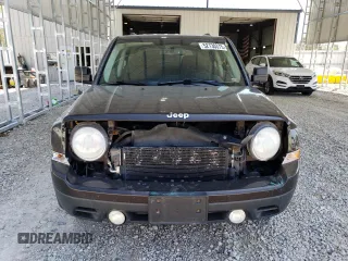 2014 Jeep Patriot High Altitude with VIN 1C4NJPFA2ED624667, listed as a Copart auction lot 52130375 with 198,806 mi miles and Salvage Title. Bid and sale history available at carsss.com. Image 5.