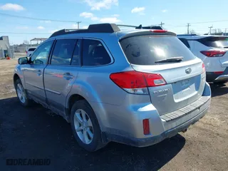2013 Subaru Outback 2.5i Limited with VIN 4S4BRBKCXD3213698, listed as a IAAI auction lot 41821793 with 152,808 mi miles. Bid and sale history available at carsss.com. Image 3.