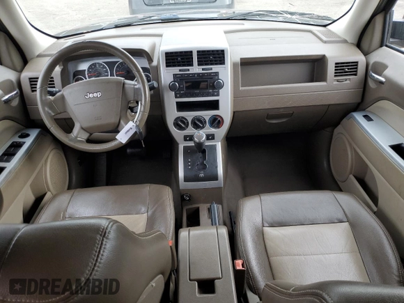 2008 Jeep Patriot Limited with VIN 1J8FT48W68D796610, listed as a Copart auction lot 87911365 with 219,119 mi miles and Salvage Title. Bid and sale history available at DreamBid. Image 8.