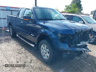 2013 Ford F-150 XL z VIN 1FTFX1ETXDFB45113, wystawiony jako IAAI lot #42102829 z przebiegiem 100 696 mil mil oraz . Historia ofert i sprzedaży dostępna na DreamBid. Obrazek 1.