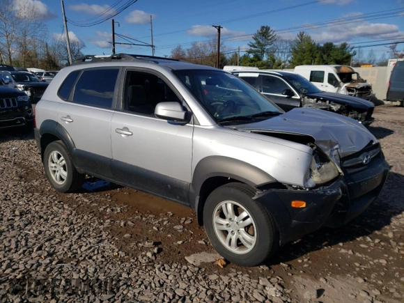 2006 Hyundai Tucson GLS with VIN KM8JN72D06U298853, listed as a Copart auction lot 80314274 with Not Provided miles and Salvage Title. Bid and sale history available at carsss.com. Image 4.