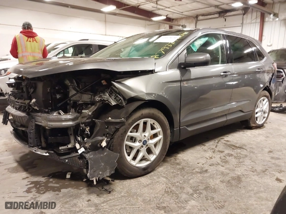 2022 Ford Edge SEL with VIN 2FMPK4J92NBA79329, listed as a IAAI auction lot 41813620 with 1 mi miles. Bid and sale history available at carsss.com. Image 2.