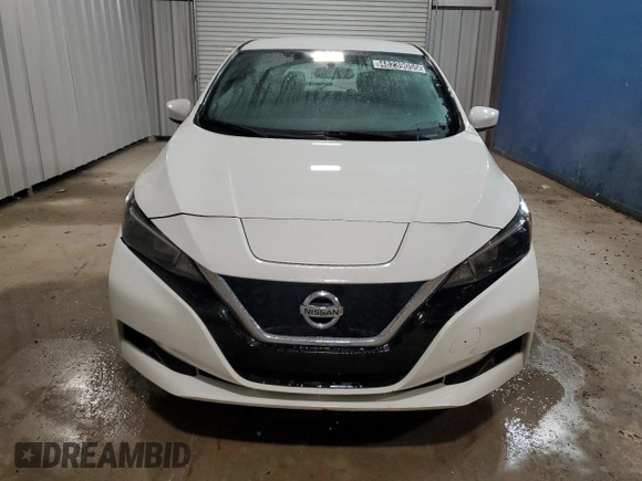 2018 Nissan LEAF S with VIN 1N4AZ1CP6JC311673, listed as a Copart auction lot 54457335 with 52,693 mi miles and Clean Title. Bid and sale history available at DreamBid. Image 5.