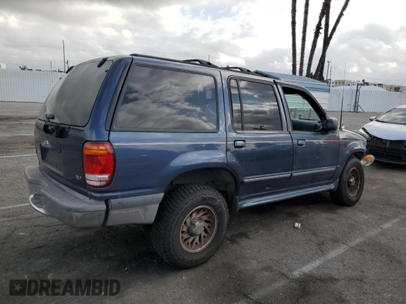 1998 Ford Explorer XL z VIN 1FMZU34EXWZA13244, wystawiony jako Copart lot #54456095 z przebiegiem 192 527 mil mil oraz Szkoda całkowita • Salvage title. Historia ofert i sprzedaży dostępna na DreamBid. Obrazek 3.