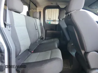 2005 Nissan Titan SE z VIN 1N6AA06B05N561722, wystawiony jako Copart lot #41987285 z przebiegiem 203 558 mil mil oraz Szkoda całkowita • Salvage title. Historia ofert i sprzedaży dostępna na DreamBid. Obrazek 10.