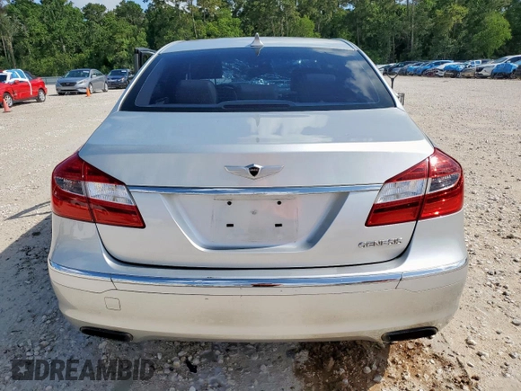2013 Hyundai Genesis 3.8L z VIN KMHGC4DD3DU220138, wystawiony jako Copart lot #58619845 z przebiegiem 147 885 mil mil oraz Szkoda całkowita • Salvage title. Historia ofert i sprzedaży dostępna na DreamBid. Obrazek 6.