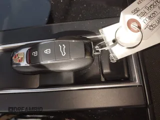 2024 Porsche Macan GTS с VIN WP1AF2A5XRLB57439, выставлен на аукционе IAAI как лот 42106684 с пробегом Не указан миль и . История ставок и продаж доступна на DreamBid. Изображение 11.