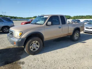 2000 Toyota Tacoma with VIN 4TAWN72N8YZ621860, listed as a Copart auction lot 51975385 with 222,005 mi miles and Salvage title. Bid and sale history available at DreamBid. Image 1.