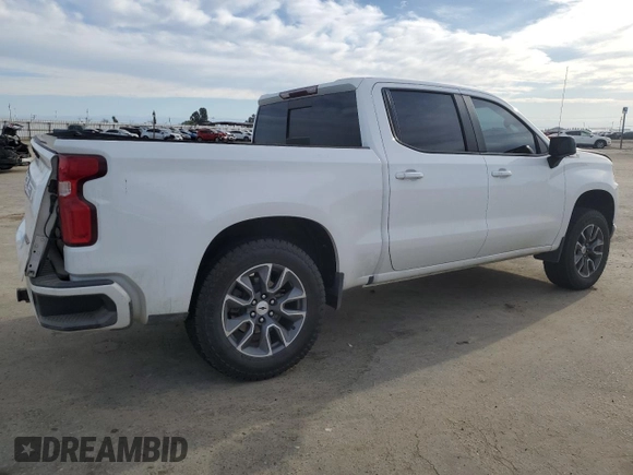 2021 Chevrolet Silverado 1500 RST with VIN 3GCUYEET4MG159681, listed as a Copart auction lot 47451705 with 107,966 mi miles and Salvage Title. Bid and sale history available at carsss.com. Image 3.