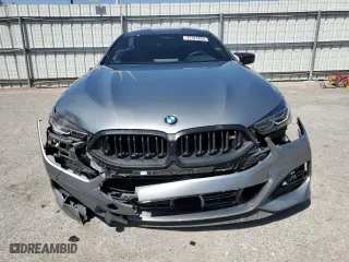 2025 BMW 8 Series M850i with VIN WBAGV8C02SCS15792, listed as a Copart auction lot 47324855 with 3,962 mi miles and Salvage Title. Bid and sale history available at carsss.com. Image 5.