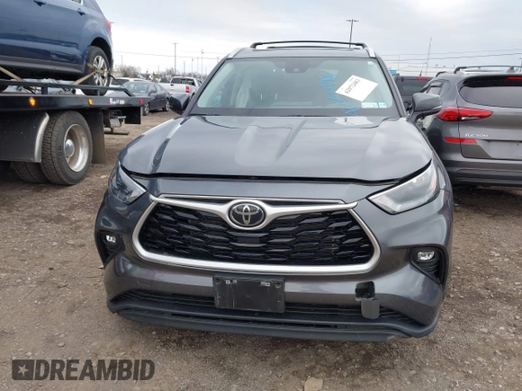 2023 Toyota Highlander L with VIN 5TDKDRBH7PS044010, listed as a IAAI auction lot 42072483 with 21,655 mi miles and . Bid and sale history available at DreamBid. Image 12.