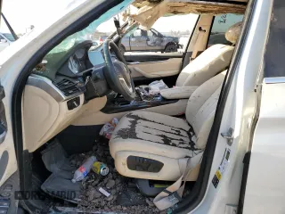 2016 BMW X5 xDrive35i z VIN 5UXKR0C57G0S87481, wystawiony jako Copart lot #49912815 z przebiegiem Nie podano mil oraz Nie do naprawy • Non repairable. Historia ofert i sprzedaży dostępna na DreamBid. Obrazek 7.