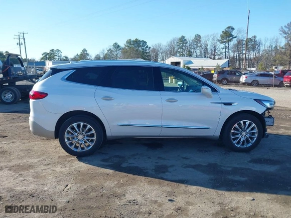 2020 Buick Enclave Essence with VIN 5GAEVAKW4LJ275871, listed as a IAAI auction lot 41533937 with NaN miles. Bid and sale history available at carsss.com. Image 13.
