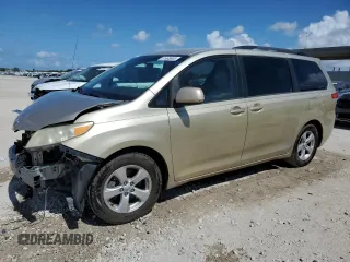2013 Toyota Sienna LE AAS with VIN 5TDKK3DC6DS322766, listed as a Copart auction lot 61468895 with 121,998 mi miles and Salvage title. Bid and sale history available at DreamBid. Image 1.