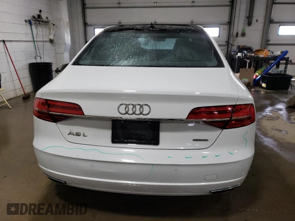 2017 Audi A8 z VIN WAU44AFD5HN007429, wystawiony jako Copart lot #45166564 z przebiegiem 59 423 mil mil oraz Nie do naprawy • Non repairable. Historia ofert i sprzedaży dostępna na DreamBid. Obrazek 6.