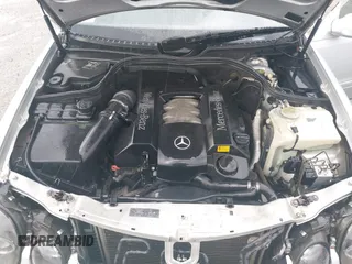 2001 Mercedes-Benz CLK 320/430 z VIN WDBLJ65G31F190943, wystawiony jako IAAI lot #42182943 z przebiegiem 127 102 mil mil oraz . Historia ofert i sprzedaży dostępna na DreamBid. Obrazek 10.