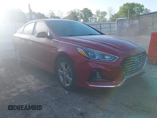 2018 Hyundai Sonata Sport with VIN 5NPE34AF2JH596644, listed as a IAAI auction lot 41986683 with 129,106 mi miles and . Bid and sale history available at carsss.com. Image 1.