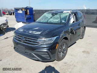 2022 Volkswagen Tiguan SE with VIN 3VV3B7AX7NM168302, listed as a IAAI auction lot 41588270 with 1 mi miles. Bid and sale history available at carsss.com. Image 16.