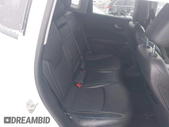 2019 Jeep Compass Latitude with VIN 3C4NJDBBXKT647665, listed as a IAAI auction lot 41327220 with 41,957 mi miles and . Bid and sale history available at carsss.com. Image 8.