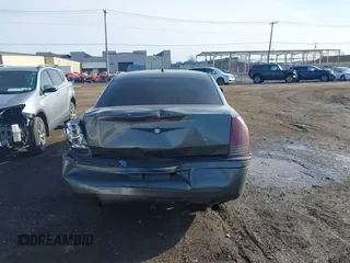 2008 Chrysler 300 C with VIN 2C3LK63H98H121259, listed as a IAAI auction lot 41780856 with 129,466 mi miles and . Bid and sale history available at carsss.com. Image 15.