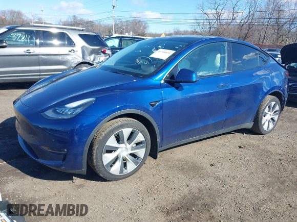 2021 Tesla Model Y Long Range with VIN 5YJYGDEE8MF293230, listed as a IAAI auction lot 41744033 with 56,797 mi miles and . Bid and sale history available at DreamBid. Image 21.