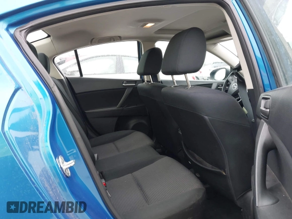 2012 Mazda 3 i Touring z VIN JM1BL1V74C1667180, wystawiony jako IAAI lot #41953161 z przebiegiem 174 802 mil mil oraz . Historia ofert i sprzedaży dostępna na DreamBid. Obrazek 8.