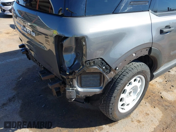 2024 Ford Bronco Sport Heritage with VIN 3FMCR9G64RRE03926, listed as a IAAI auction lot 41641234 with 7,372 mi miles and . Bid and sale history available at DreamBid. Image 18.