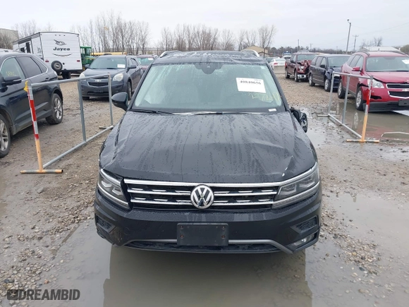 2019 Volkswagen Tiguan SEL Premium with VIN 3VV4B7AXXKM053709, listed as a IAAI auction lot 40840656 with 60,970 mi miles. Bid and sale history available at carsss.com. Image 12.