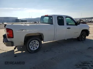 2011 Chevrolet Silverado 1500 Work Truck with VIN 1GCRKPEAXBZ449373, listed as a Copart auction lot 86532684 with 197,717 mi miles and Salvage Title. Bid and sale history available at DreamBid. Image 3.