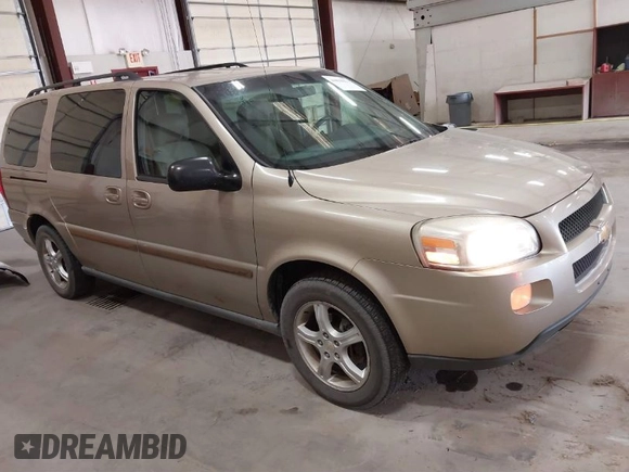 2005 Chevrolet Uplander LS z VIN 1GNDV23L65D222134, wystawiony jako IAAI lot #40850033 z przebiegiem 133 815 mil mil oraz . Historia ofert i sprzedaży dostępna na DreamBid. Obrazek 1.