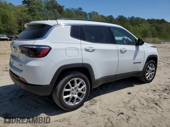 2024 Jeep Compass Latitude Lux with VIN 3C4NJDFN5RT584618, listed as a Copart auction lot 55033565 with 8,745 mi miles and Salvage title. Bid and sale history available at DreamBid. Image 3.