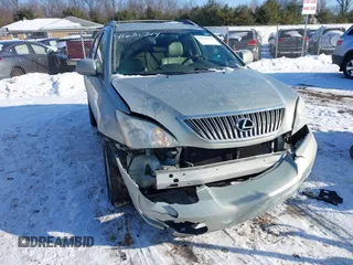 2006 Lexus RX 330 z VIN 2T2HA31U96C095557, wystawiony jako IAAI lot #41631319 z przebiegiem 142 188 mil mil oraz . Historia ofert i sprzedaży dostępna na DreamBid. Obrazek 1.
