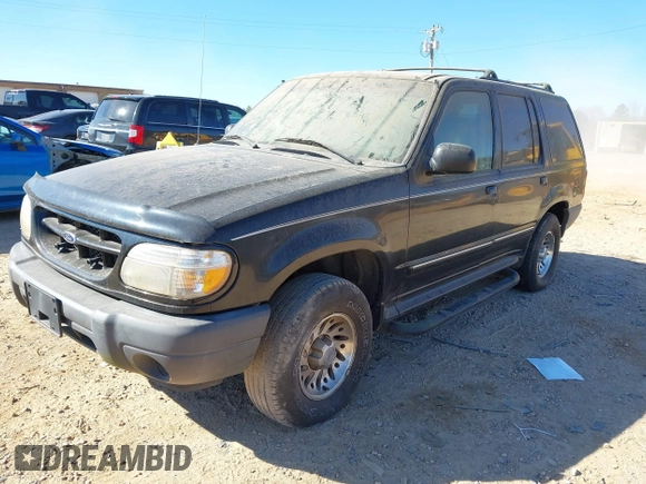 2000 Ford Explorer with VIN 1FMDU72XXYUB63358, listed as a IAAI auction lot 41771800 with 165,623 mi miles and . Bid and sale history available at DreamBid. Image 2.