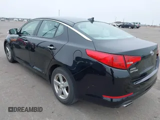 2015 Kia Optima LX with VIN 5XXGM4A7XFG388562, listed as a IAAI auction lot 41937822 with 136,764 mi miles. Bid and sale history available at carsss.com. Image 3.