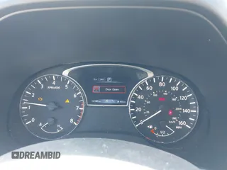 2019 Nissan Pathfinder SV z VIN 5N1DR2MMXKC578779, wystawiony jako IAAI lot #41767421 z przebiegiem 121 985 mil mil oraz . Historia ofert i sprzedaży dostępna na DreamBid. Obrazek 7.