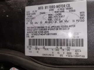 2007 Ford Explorer Eddie Bauer with VIN 1FMEU74E47UB11089, listed as a IAAI auction lot 41547640 with 333,412 mi miles. Bid and sale history available at carsss.com. Image 9.