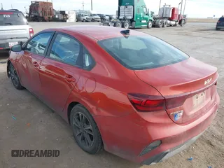 2022 Kia Forte LXS with VIN 3KPF24ADXNE434907, listed as a IAAI auction lot 41577878 with 95,737 mi miles. Bid and sale history available at carsss.com. Image 3.