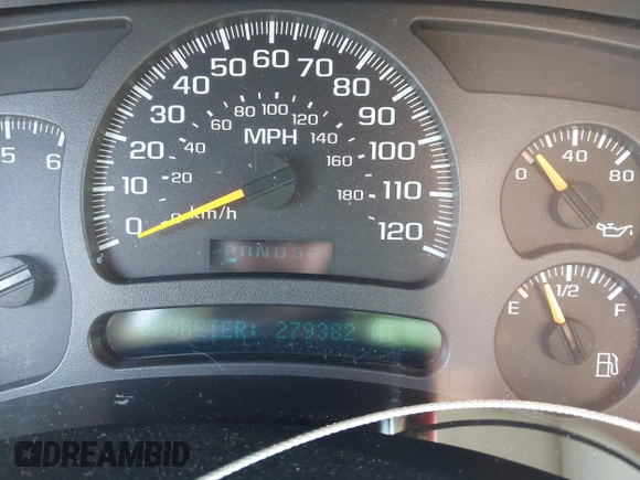 2004 Chevrolet Suburban LT z VIN 3GNFK16T64G278549, wystawiony jako IAAI lot #42569901 z przebiegiem 279 382 mil mil oraz . Historia ofert i sprzedaży dostępna na DreamBid. Obrazek 7.