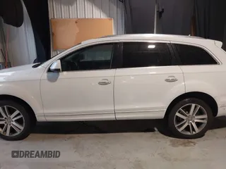 2015 Audi Q7 Premium Plus with VIN WA1LMAFE6FD016774, listed as a IAAI auction lot 42148140 with 148,317 mi miles and . Bid and sale history available at DreamBid. Image 14.