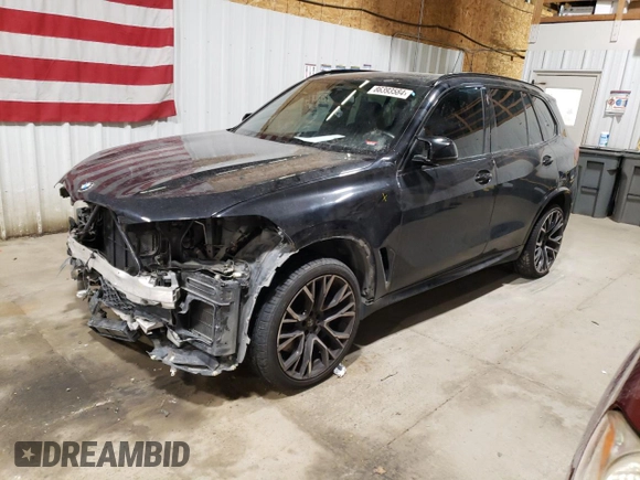 2021 BMW X5 M z VIN 5YMJU0C07M9E05109, wystawiony jako Copart lot #86393584 z przebiegiem 47 274 mil mil oraz Szkoda całkowita • Salvage title. Historia ofert i sprzedaży dostępna na DreamBid. Obrazek 1.