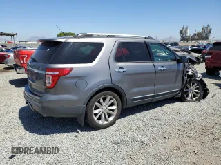 2013 Ford Explorer XLT z VIN 1FM5K7D87DGC70568, wystawiony jako Copart lot #57881975 z przebiegiem 201 403 mil mil oraz Szkoda całkowita • Salvage title. Historia ofert i sprzedaży dostępna na DreamBid. Obrazek 3.