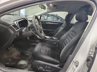 2016 Ford Fusion SE z VIN 1FA6P0HD8G5107507, wystawiony jako Copart lot #60481635 z przebiegiem 236 873 mil mil oraz Szkoda całkowita • Salvage title. Historia ofert i sprzedaży dostępna na DreamBid. Obrazek 7.
