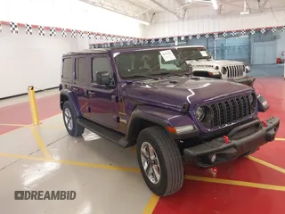 2023 Jeep Wrangler High Altitude z VIN 1C4HJXEN9PW560958, wystawiony jako IAAI lot #42393559 z przebiegiem 35 981 mil mil oraz . Historia ofert i sprzedaży dostępna na DreamBid. Obrazek 1.