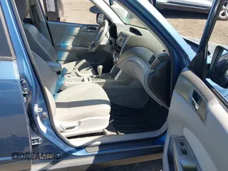2010 Subaru Forester 2.5X Limited with VIN JF2SH6DC0AH906050, listed as a IAAI auction lot 42107124 with 191,302 mi miles. Bid and sale history available at carsss.com. Image 5.