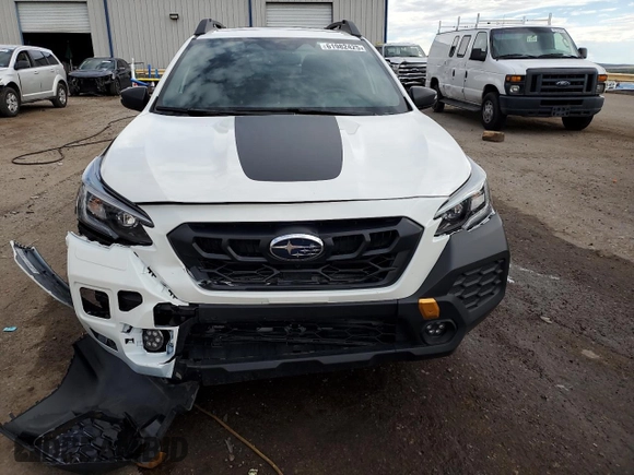 2024 Subaru Outback Wilderness with VIN 4S4BTGUD9R3295242, listed as a Copart auction lot 61982425 with 9,530 mi miles and Salvage title. Bid and sale history available at DreamBid. Image 5.