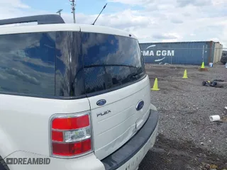 2014 Ford Flex SE with VIN 2FMGK5B89EBD13316, listed as a IAAI auction lot 41940672 with 128,885 mi miles. Bid and sale history available at carsss.com. Image 16.
