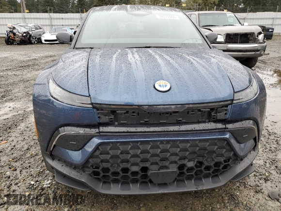 2023 Fisker Ocean One z VIN VCF1ZBU2XPG003443, wystawiony jako Copart lot #50072055 z przebiegiem 7805 mil mil oraz Szkody całkowita. Historia ofert i sprzedaży dostępna na DreamBid. Obrazek 5.