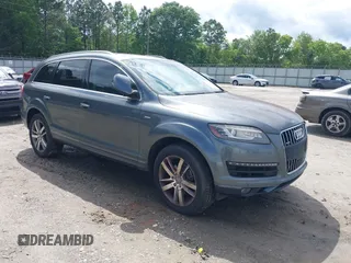 2015 Audi Q7 Premium Plus z VIN WA1LGAFE9FD014721, wystawiony jako IAAI lot #42403743 z przebiegiem 152 615 mil mil oraz . Historia ofert i sprzedaży dostępna na DreamBid. Obrazek 1.